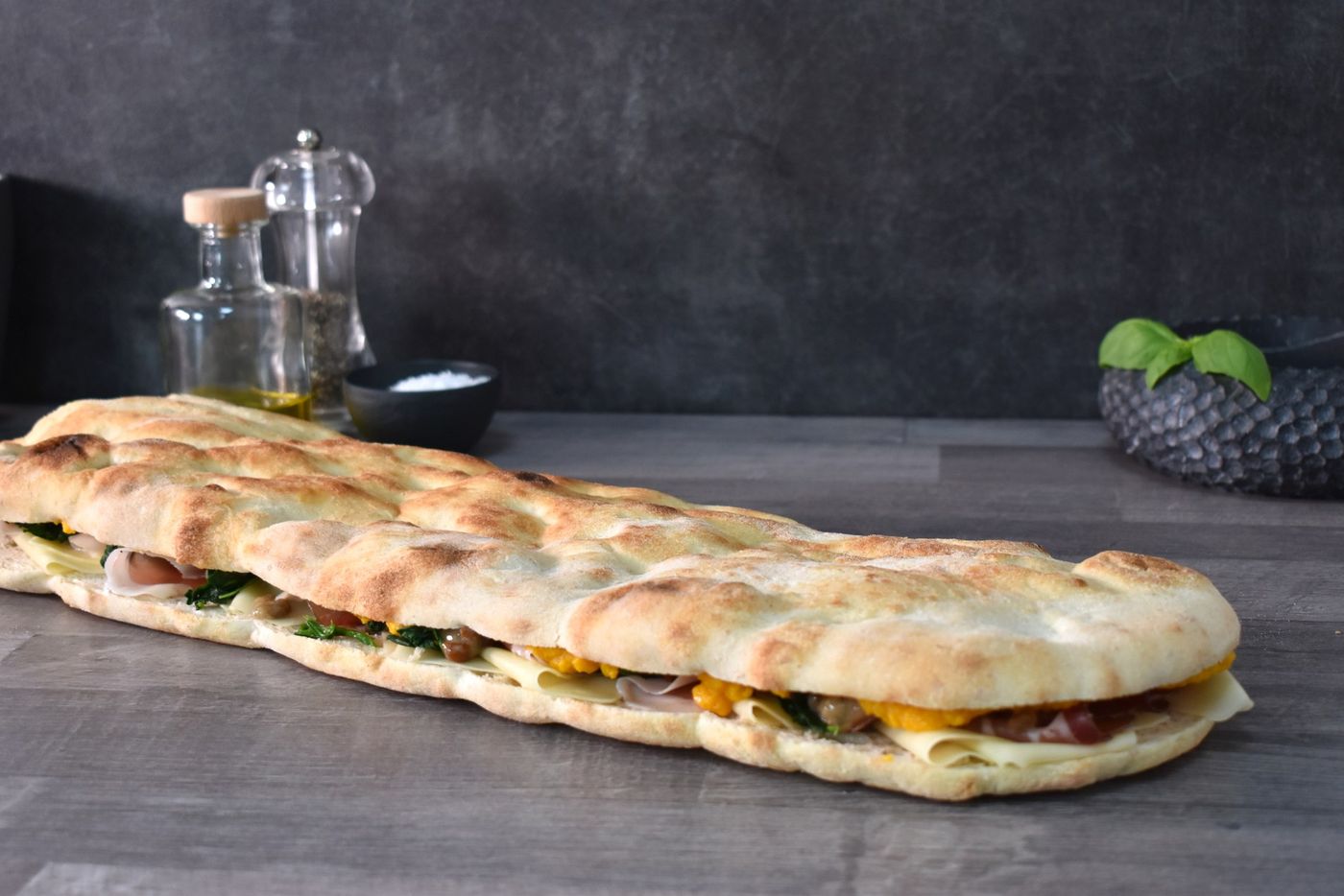 Filled with prosciutto, spinach and pumpkin cream